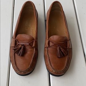 Men’s brown leather loafers